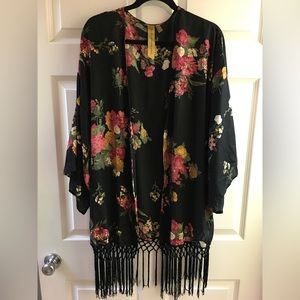 There is a Star in Every Woman Woman’s Kimono Size 2x